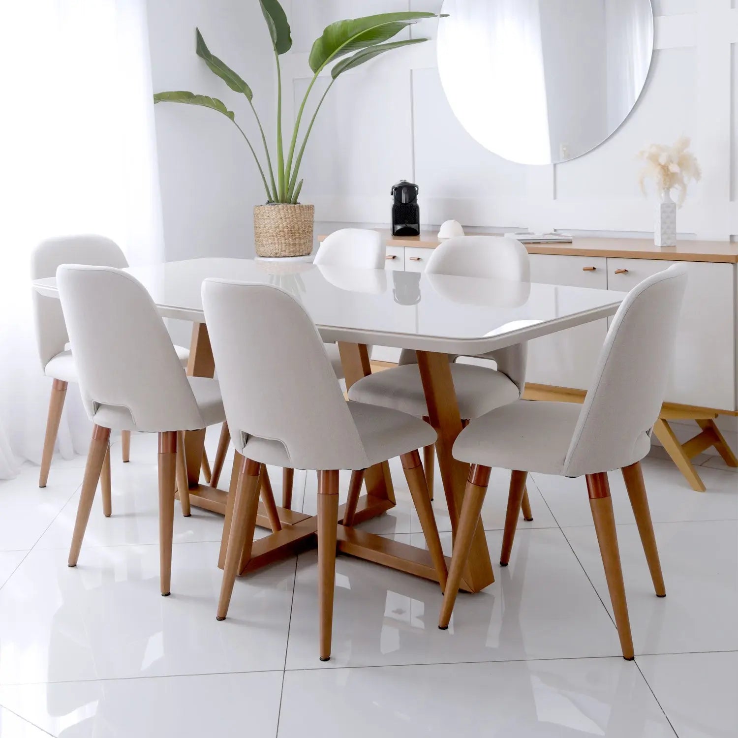 Mesa de Jantar Bennett c/ Vidro 160 cm - Cinamomo c/ Vidro Off White